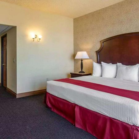 Shoreline Inn & Conference Center, Ascend Hotel Collection Muskegon Luaran gambar