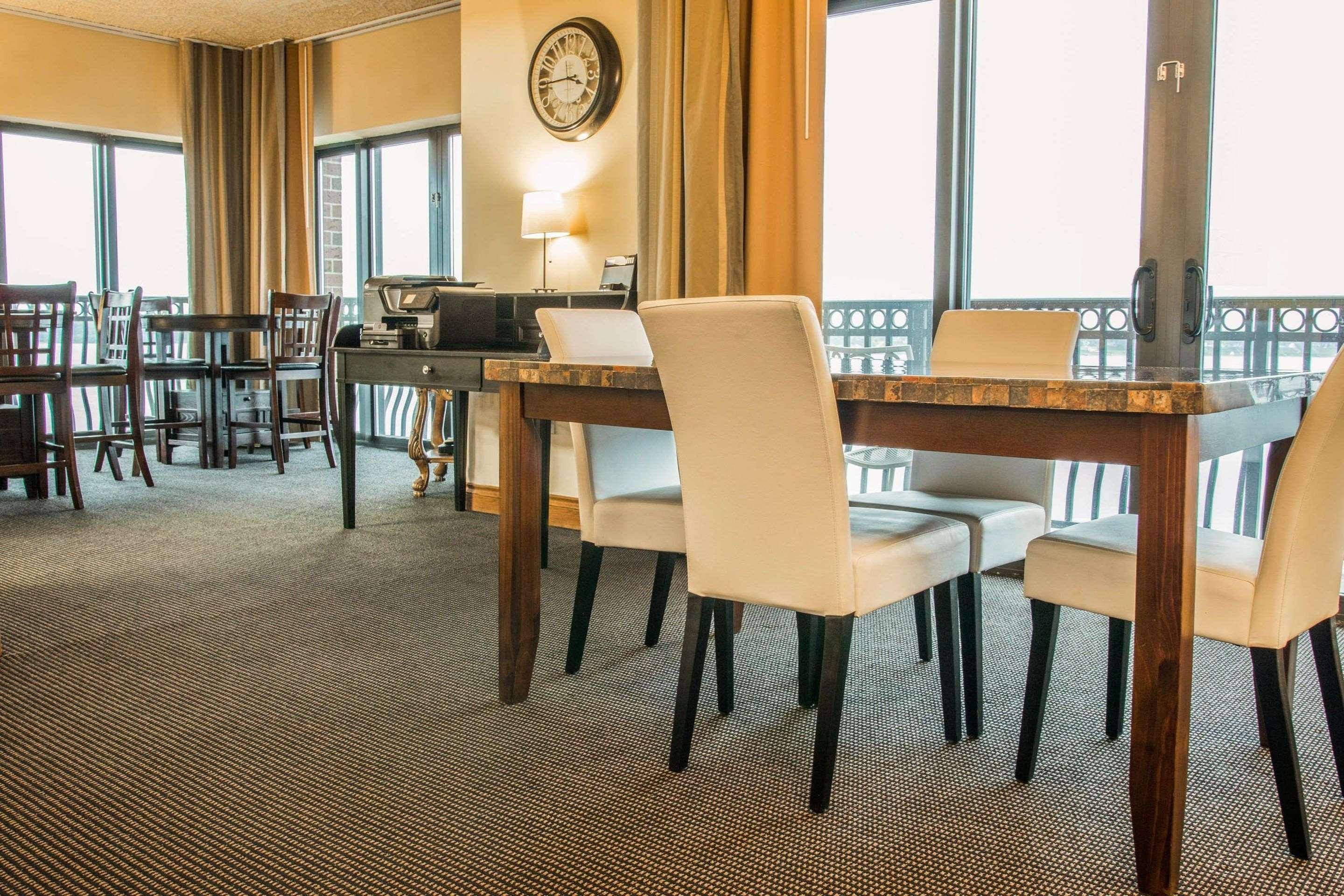Shoreline Inn & Conference Center, Ascend Hotel Collection Muskegon Luaran gambar