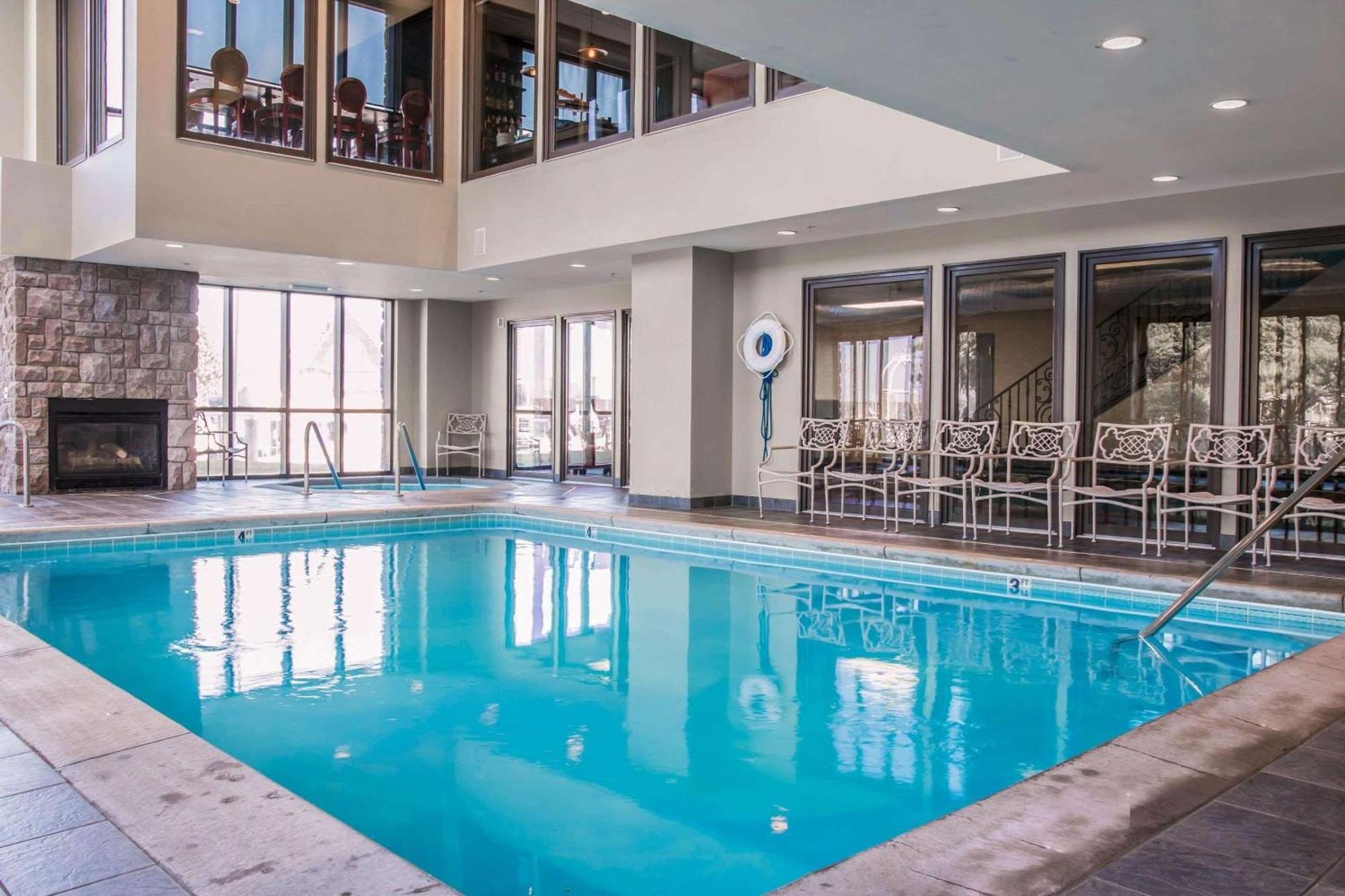 Shoreline Inn & Conference Center, Ascend Hotel Collection Muskegon Luaran gambar