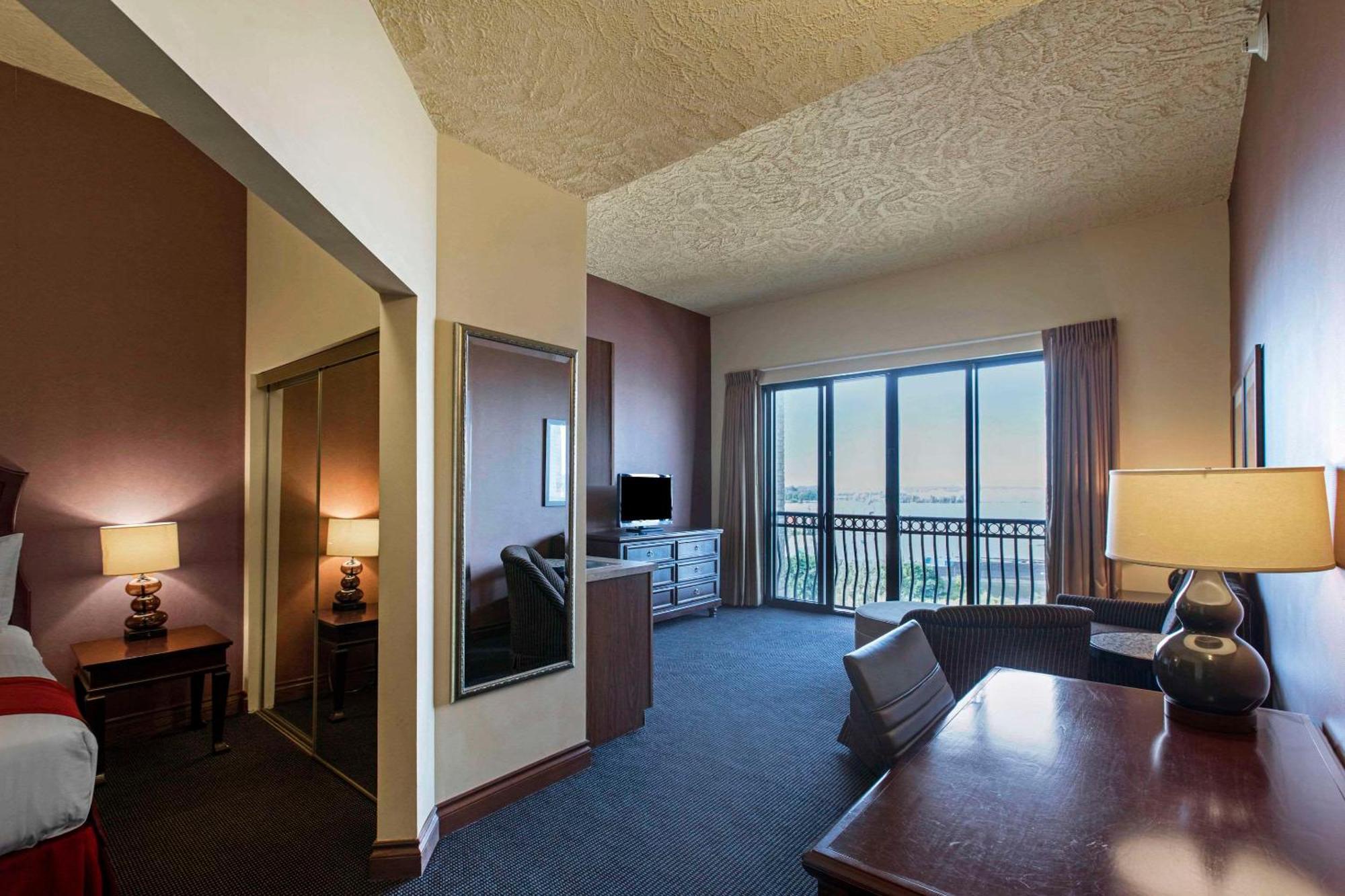 Shoreline Inn & Conference Center, Ascend Hotel Collection Muskegon Luaran gambar