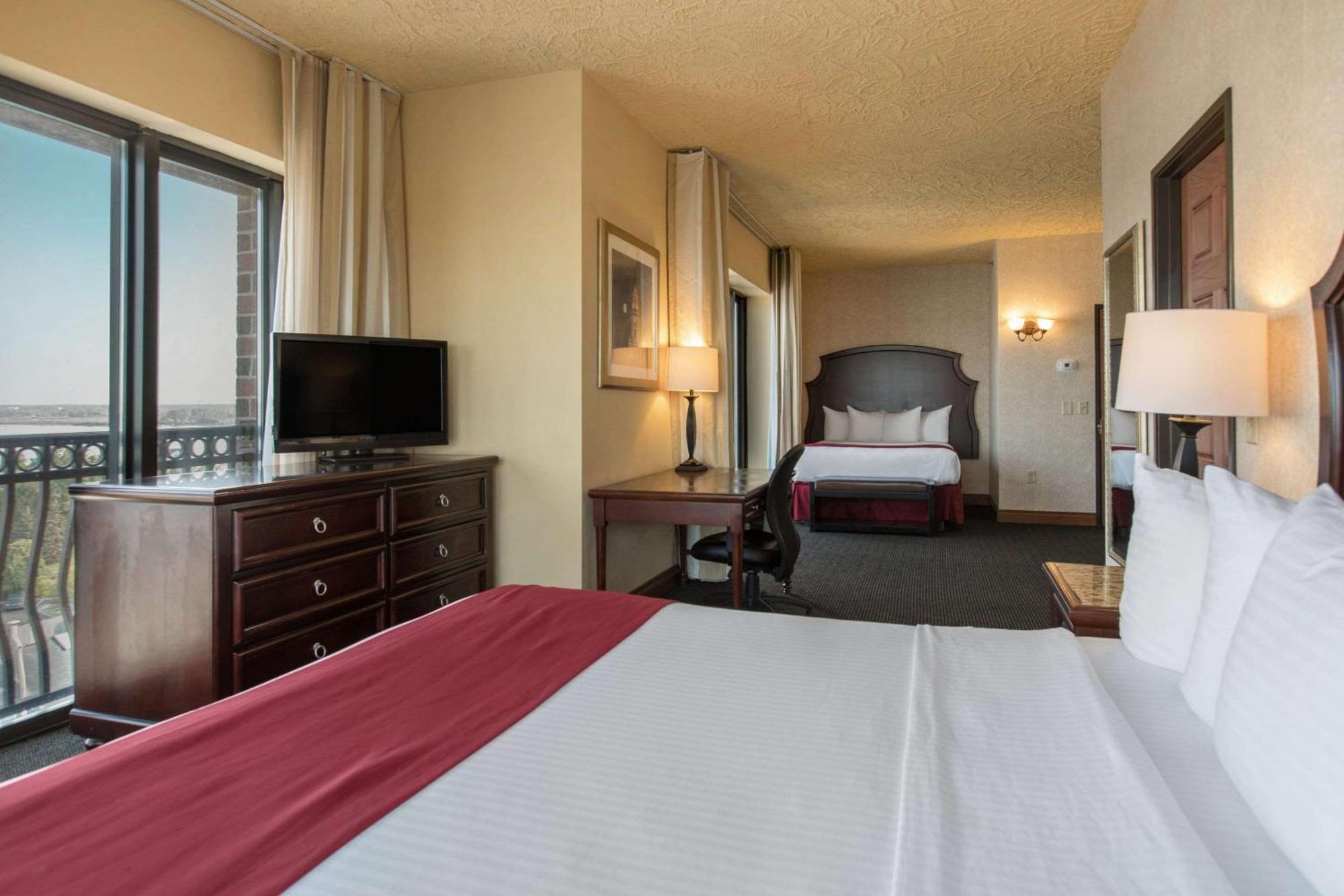Shoreline Inn & Conference Center, Ascend Hotel Collection Muskegon Luaran gambar