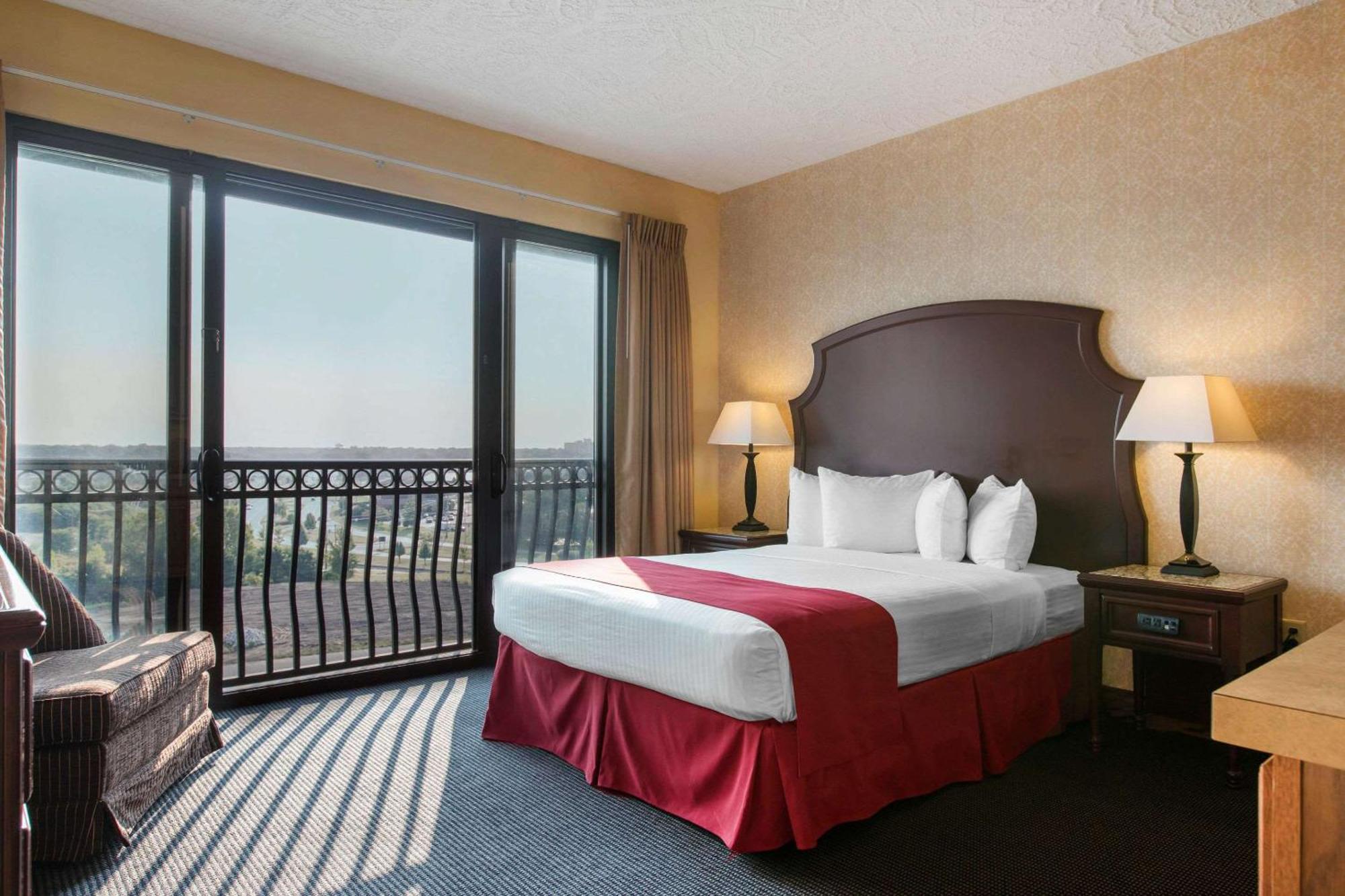 Shoreline Inn & Conference Center, Ascend Hotel Collection Muskegon Luaran gambar
