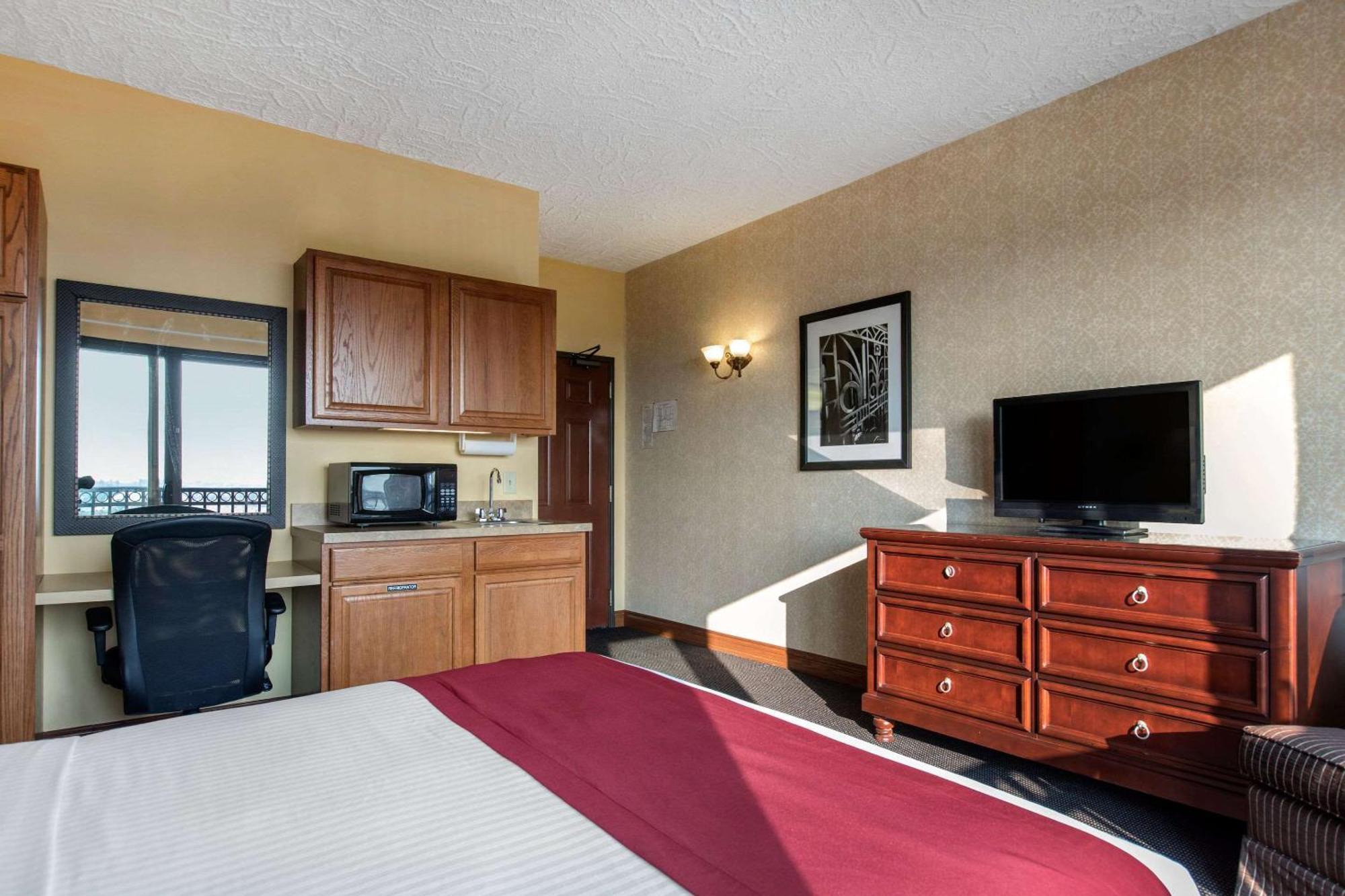 Shoreline Inn & Conference Center, Ascend Hotel Collection Muskegon Luaran gambar
